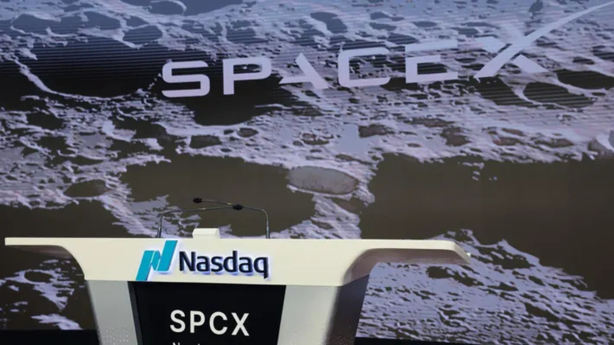 SpaceX-stock-price-dropdown-cover